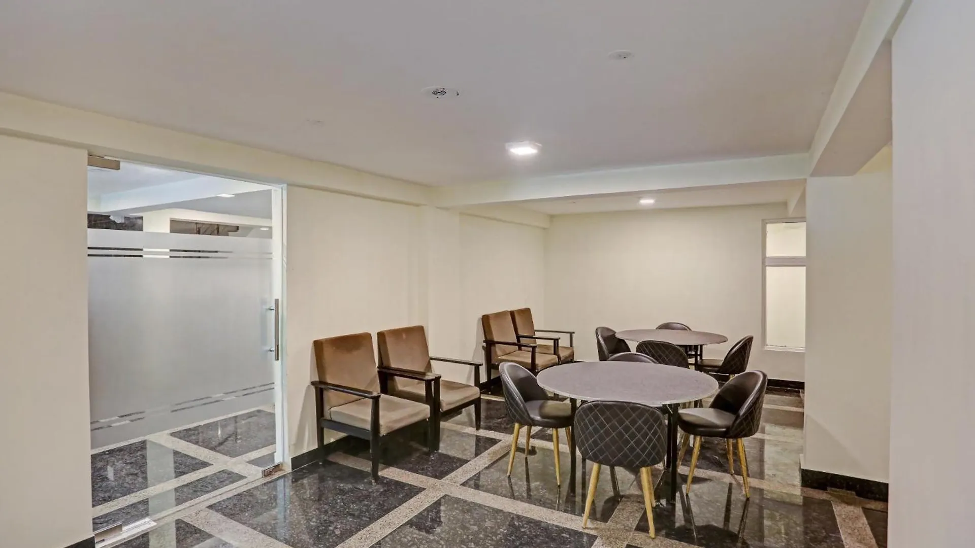 فندق Townhouse 1167 Gold Souk غورغاون